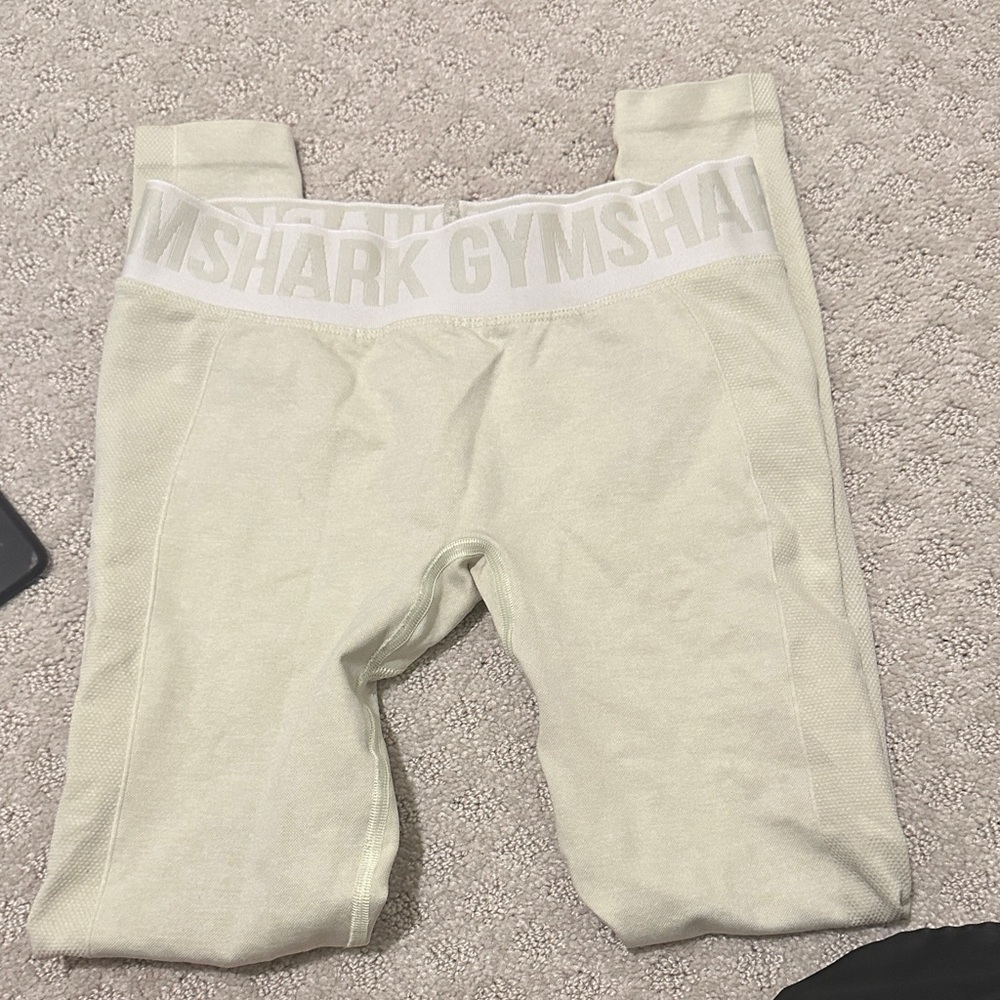 Gymshark Light Cream Leggings (Sm)